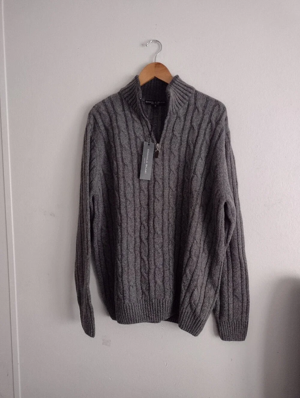 Danielle Blasi Mens Gray Wool Blend Sweater XL